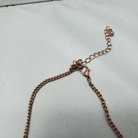 BKE copper brass pendant coin  necklace with baroque pearls - Picture 6 of 7